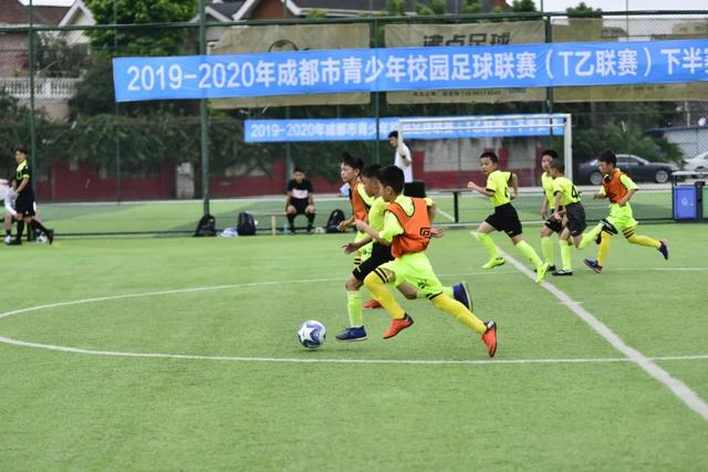 姆巴佩梅开三度，皇马主场4-1取胜皇家社会