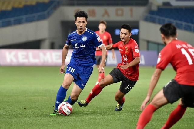 1.5亿英镑！打不赢你就挖你的人，利物浦左、右边锋都找大巴黎买